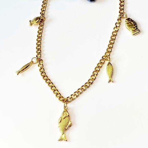 NEW Gold Fish Chunky Charm Necklace - Picture 9 of 12